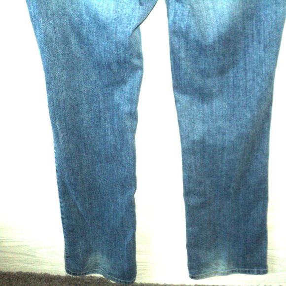 Mossimo Women's Size 10 L Denim Blue Jeans Distressed Boot Cut Curvy 34" Inseam - Picture 6 of 7
